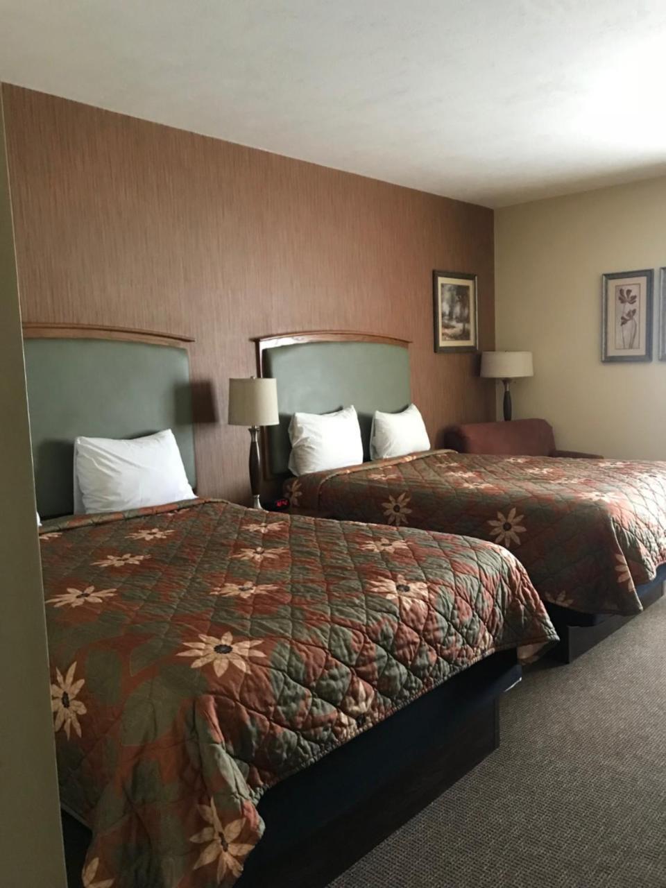 Randolph Inn And Suites Winchester Extérieur photo